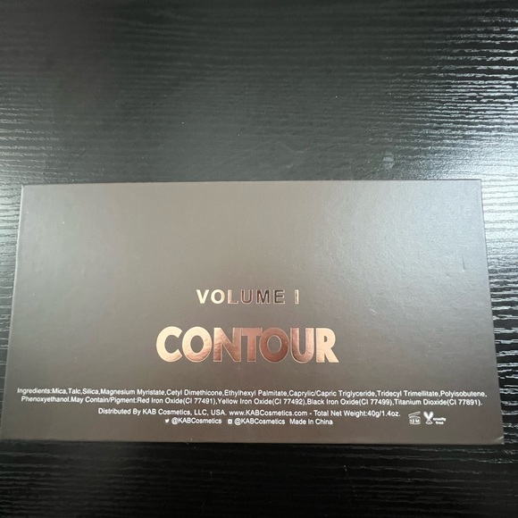 Brand new KAB contour palette - Picture 4 of 4